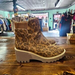 Corky’s Leopard Print Platform Chelsea Boots - Women